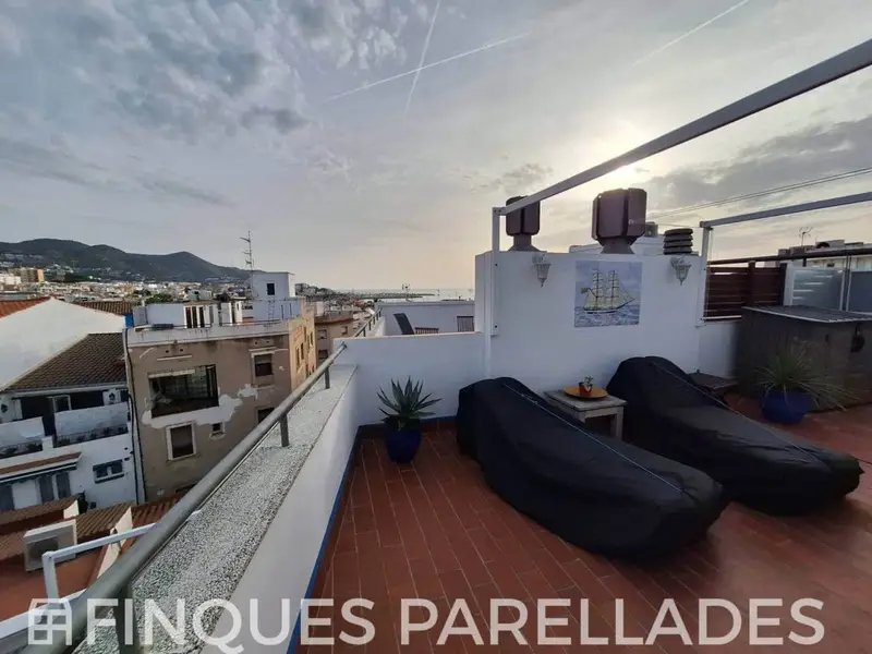 Atico en venta en Sitges con vistas al mar y solarium