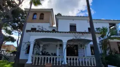 Chalet de Lujo en Playa La Barrosa Chiclana