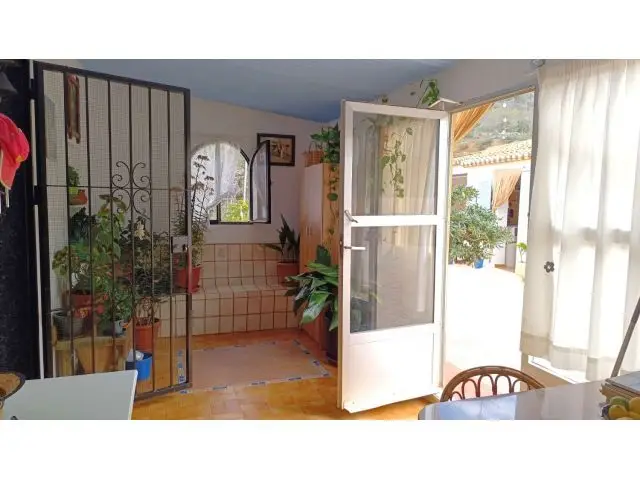 Finca Rustica con Gran Potencial y Amplio Terreno
