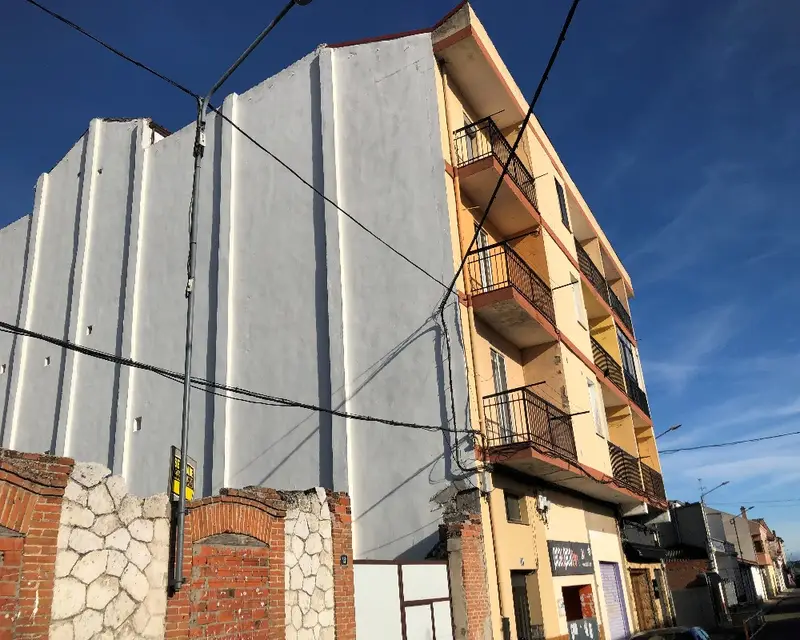 Piso de 86 m² con 4 habitaciones en Íscar