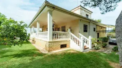 Chalet en Serramar 542m2 con Piscina Climatizada y Jardin