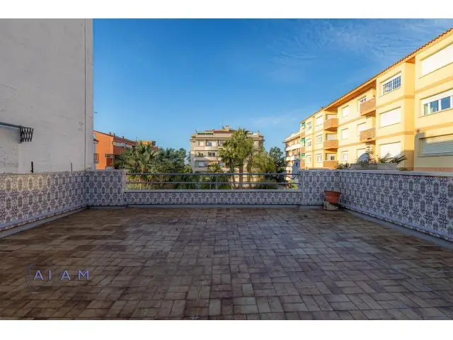 Planta Baja Comercial Restaurante Vivienda Apartamento Pineda de Mar