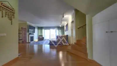 Atico Duplex en El Paraiso Estepona con Vistas al Mar