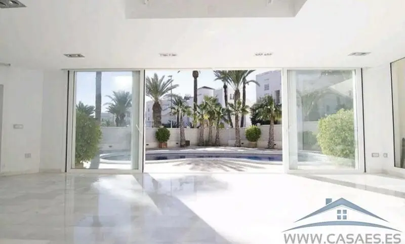 Chalet 6 Dormitorios Aguadulce Sur Piscina Privada