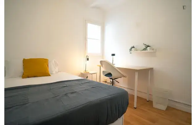 Alquiler Apartamento 2 Dormitorios Barcelona Ciutat Vella
