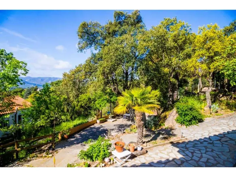 Chalet en Venta en Roca de Malvet Santa Cristina dAro