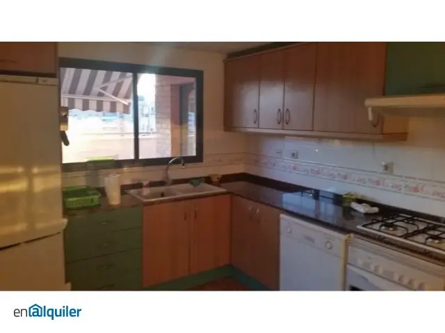 Alquiler Piso Campanar con Garaje y Terraza Amueblado