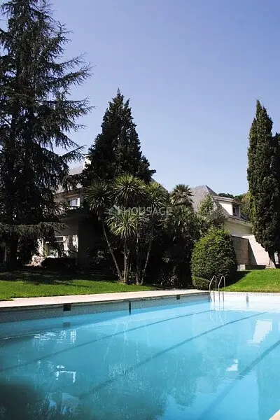 Chalet de Lujo en Venta La Florida Madrid