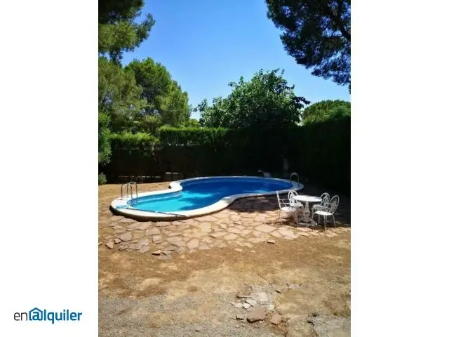 Chalet en Alquiler La Canada 4 Dormitorios Piscina Jardin