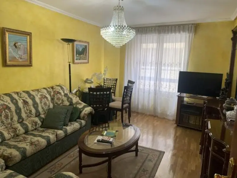 venta Piso en Distrito 3, León (32557753921.522453)- Globaliza