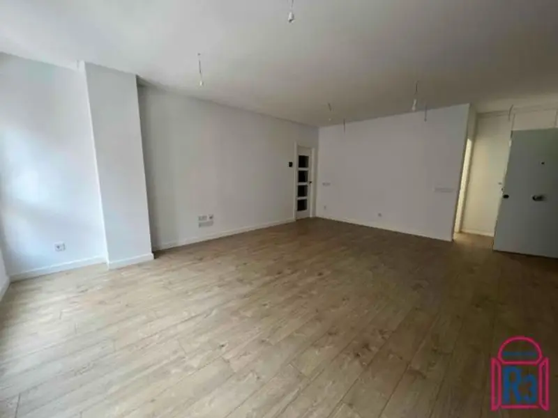 venta Piso en Distrito 11, León (38383174208.108900)- Globaliza