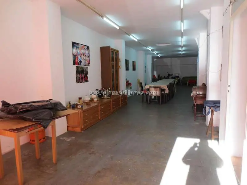 Local Comercial en Venta en Burjassot 118m2