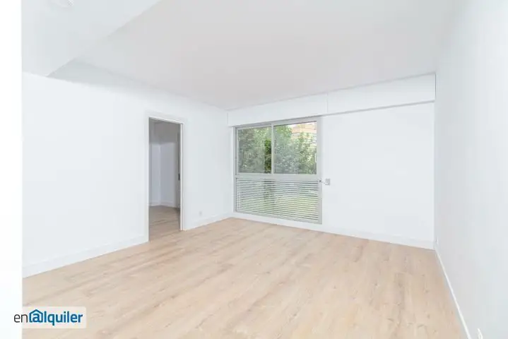 Alquiler Piso Madrid 2 Dormitorios Garaje Trastero Piscina