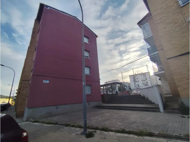 Venta Piso Luminoso Llerona 77m2 3 Dormitorios