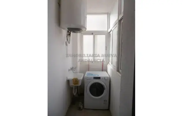Alquiler Apartamento 4 Dormitorios 133m2 Almeria