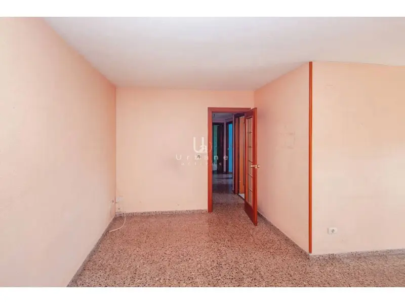 Piso en Venta Alzira 3 Dormitorios Terraza Buena Ubicacion