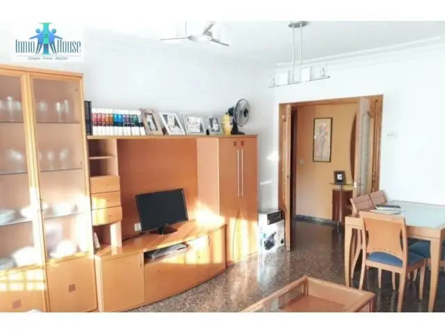 Piso en Venta en Albacete 130m2 4 habitaciones 2 baños