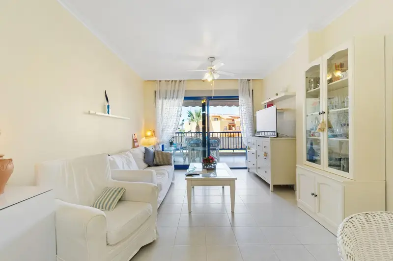 Apartamento en Campoamor Orihuela Costa 2 dormitorios Primera Linea de Playa