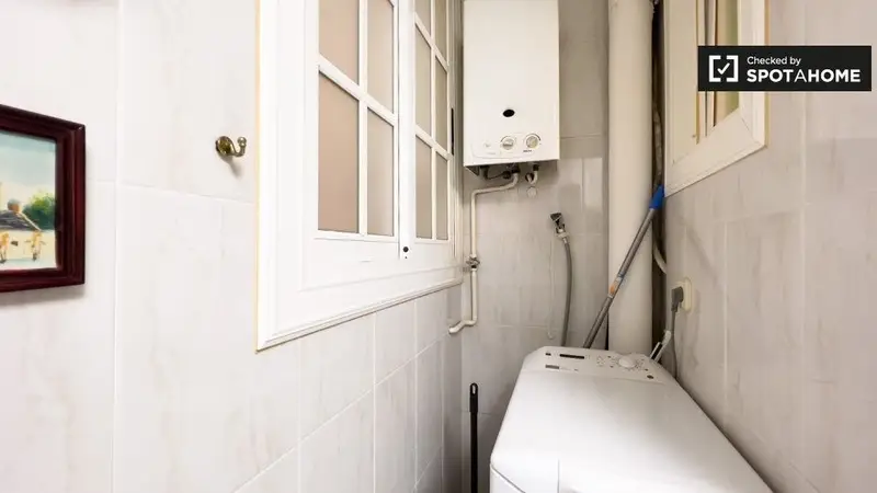 Apartamento de 6 Dormitorios en Barcelona