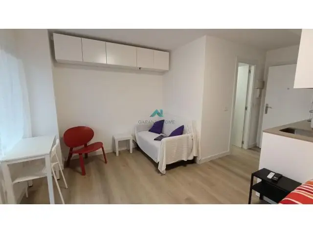 Loft en Laredo 18m2 con Terraza y Vistas al Mar