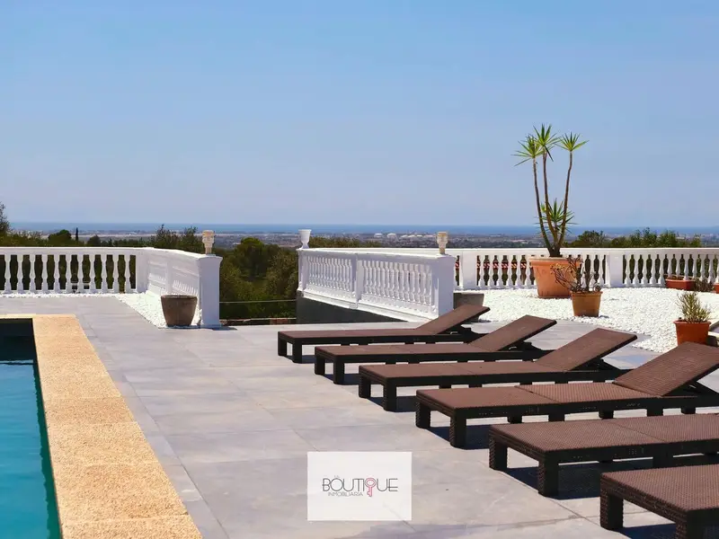 Chalet de Lujo en Sa Cabaneta Mallorca con Vistas Panorámicas