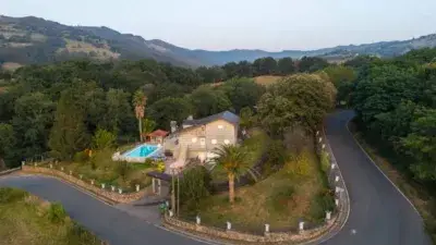 Chalet en venta en Rasines