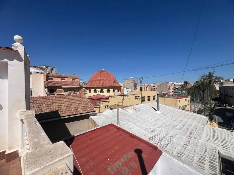 Casa en Alicante para negocio vacacional cerca de la playa