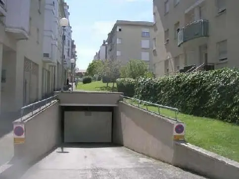 Garaje en Pamplona Calle Concejo de Elcano con Ascensor