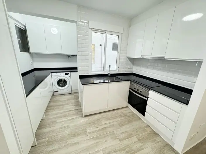 Apartamento 3 Dormitorios Torrevieja Centro Reformado