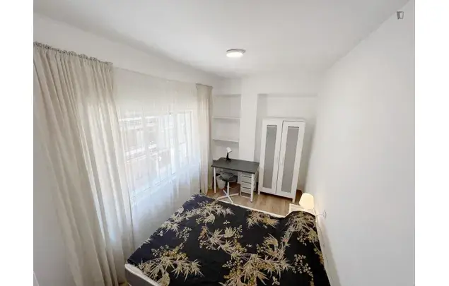 Alquiler Apartamento 3 Dormitorios Granada 3-24 Meses