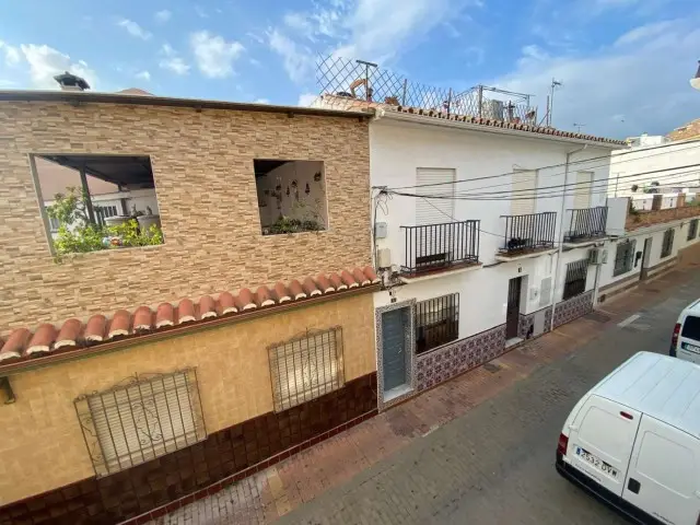 Apartamento 2 Dormitorios Fuengirola Excelente Ubicacion