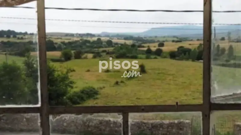 Casa Rustica en Venta Arija 8 Dormitorios 911m2