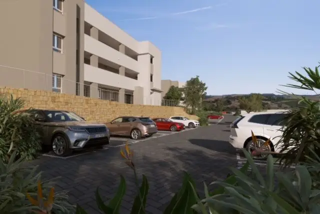 Apartamento en Nueva Atalaya Benamara Estepona Golf