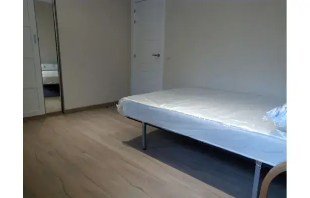 Alquiler Habitacion Urbanizacion El Castillo Villaviciosa Odon