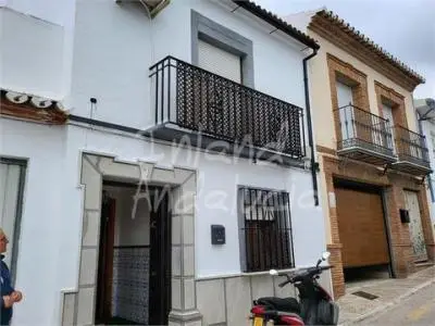 Casa Adosada 3 Dormitorios Antequera Parking Cerca Servicios