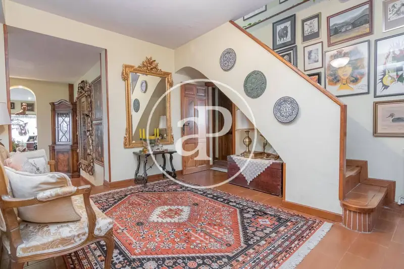 Chalet en venta en Aravaca Madrid 760m2 3 viviendas