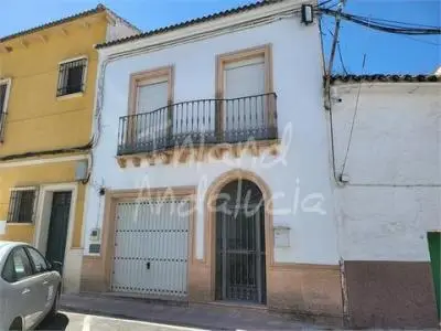 Casa en Casariche con Apartamento y Terraza Vistas