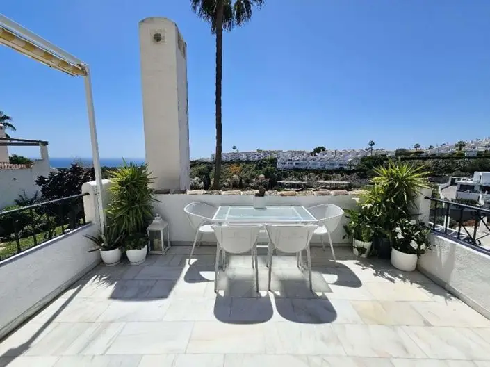 Apartamento 2 Dormitorios Calahonda Vistas al Mar