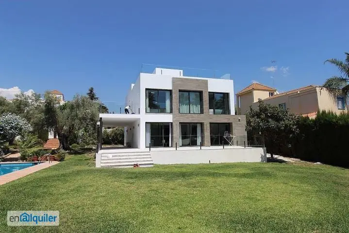 Alquiler Casa Amueblada Moderna Marbella Nueva Andalucía