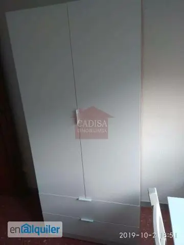 Alquiler piso estudiantes centrico 4 dormitorios 2 baños calefaccion