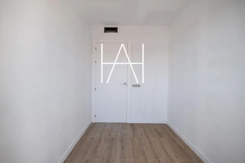 Atico en venta en Badalona cerca de Barcelona