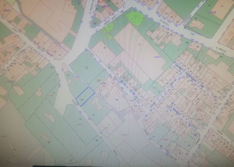 Solar en Venta Madrigal Villarreal 285m2 1000m2 Volumen