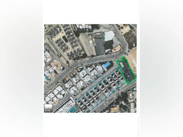 Terreno Comercial en Venta Torrevieja 721m2