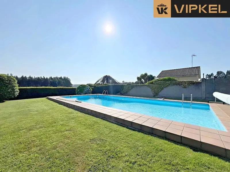 Casa en Venta en Mondego Sada con Piscina Climatizada
