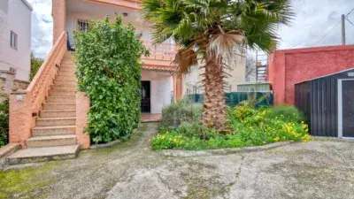 Chalet en Venta Safor 5 Dormitorios 2 Baños Piscina Cerca Playa