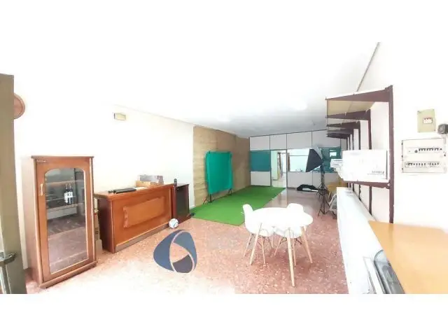 Local Comercial en Alquiler Logroño 90m²