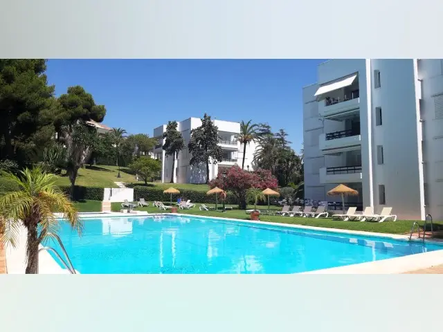Piso de 2 Dormitorios en venta Los Monteros, España