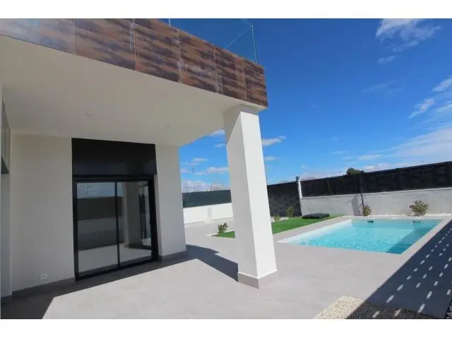 Villa en Venta en Pinoso, Alicante Pinoso