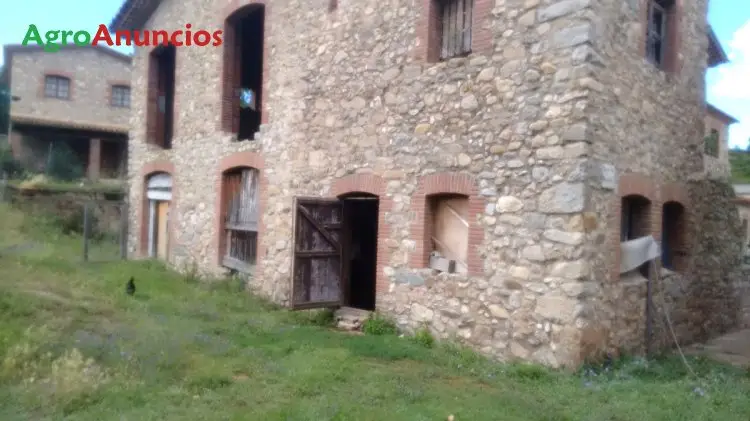 Venta  de Finca de recreo con masía en Girona