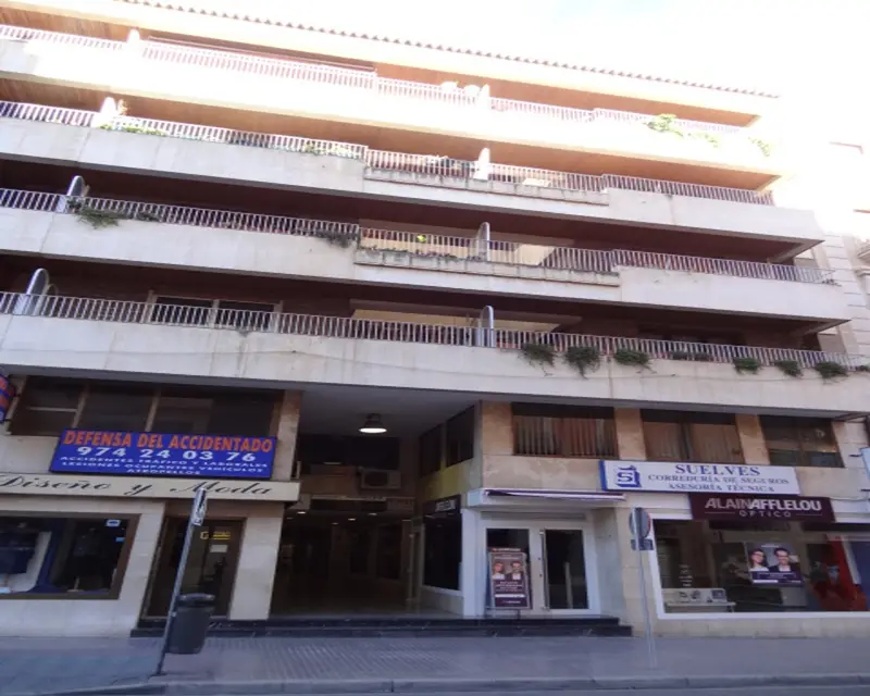 Local en Venta en Huesca Calle Coso Alto 41m2